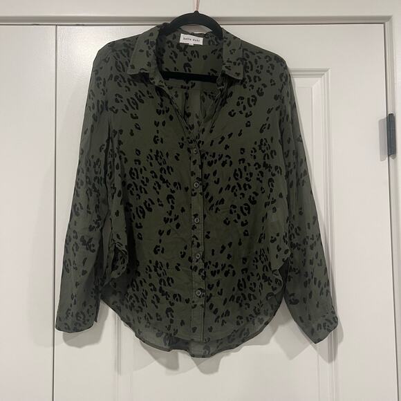 Bella Dahl Women's Button Down Army Green Animal Print Size‎ Medium - Picture 1 of 7